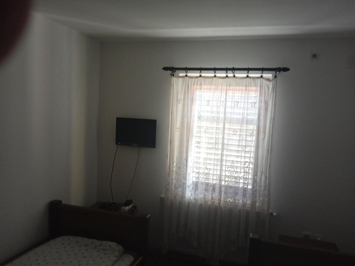 Sobe Nevenka Apartment วรินรัชกา บานยา ภายนอก รูปภาพ